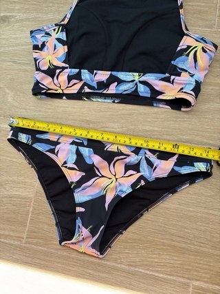 Bikini Roxy floral surfero estilo retro talla S