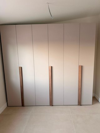 MONTADOR DE MUEBLES Y ARMARIOS