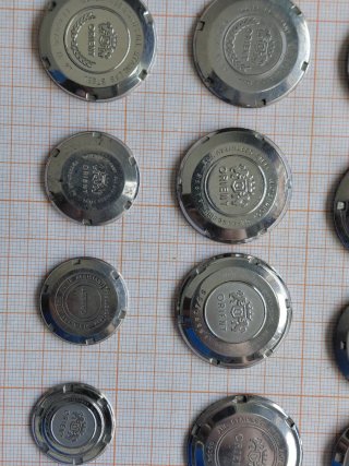 Lote tapas traseras Seiko, Orient, Citizen