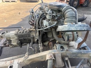 Motor Suzuki Samurai