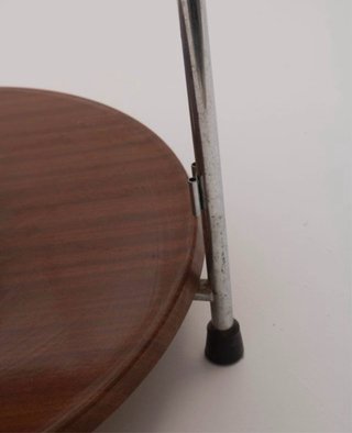 Mesa auxiliar vintage tubular cromada madera