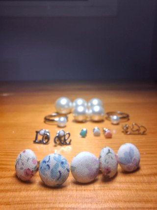 Lote de pendientes y anillos de perla