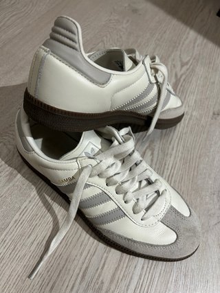 Zapatillas Adidas Samba Grises y Blancas