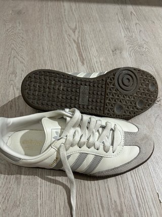 Zapatillas Adidas Samba Grises y Blancas