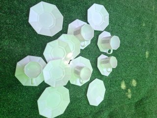 Conjunto tazas y platos cerámica blanco