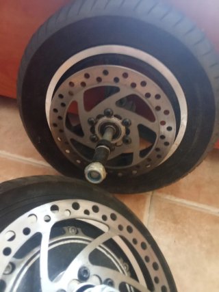 Motor y Ruedas Patinete Eléctrico