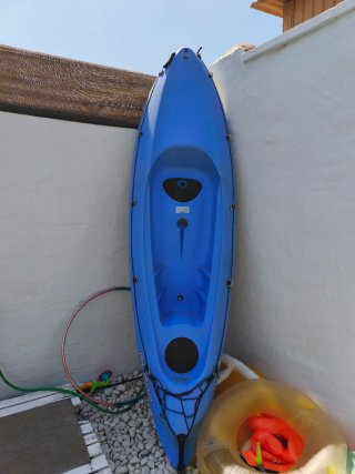 Kayak azul