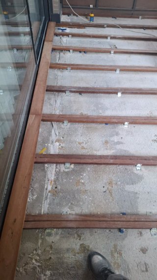 Instalación suelo composite IP