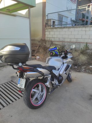 Honda VFR 800 VTEC ABS Plata