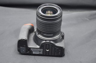 Nikon D5600 + 18-55mm VR pack con caja | €395