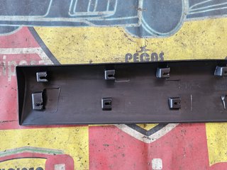 Friso Porta Tras Direito Dacia Dokker | 141404