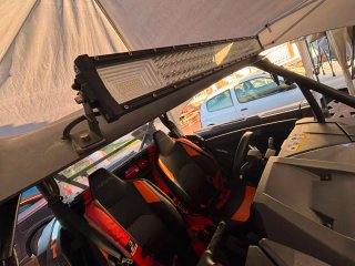 Polaris RZR 1000 r Negro/Naranja último modelo