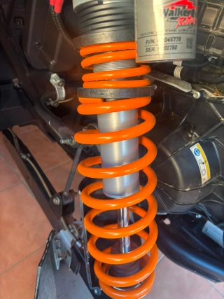 Polaris RZR 1000 r Negro/Naranja último modelo