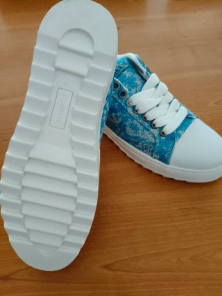 Zapatillas Numeris Azul y Blanco
