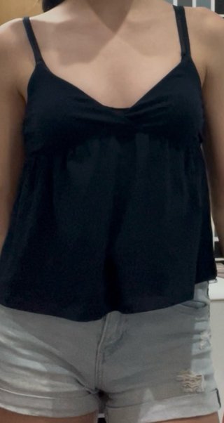 Conjunto Top Negro y Shorts Azules