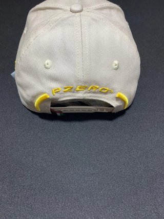 Gorra Pirelli Crema y Dorada