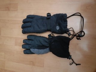 Guantes de Nieve Burton Negros y Grises