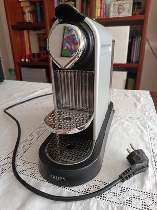 Cafetera Krups Nespresso XN 7002