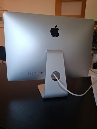 iMac 21.5 8GB RAM Plata