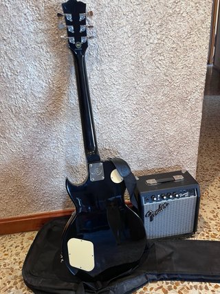 Guitarra SX Negra + Bolsa + Amplificador Fender