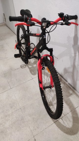 Bicicleta Rockrider BTWIN 24 Negra/Naranja
