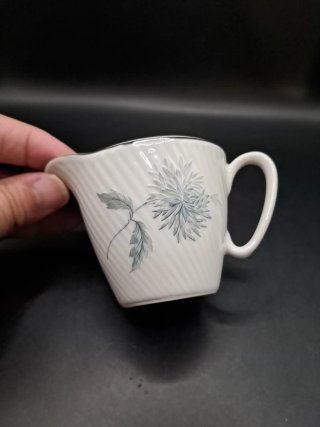 Lechera Porcelana Santa Clara Flor Gris