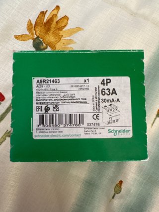 Interruptor Diferencial Schneider A9R21463 4P 63A