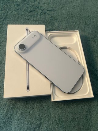iPhone 17 Air Argento/Bianco
