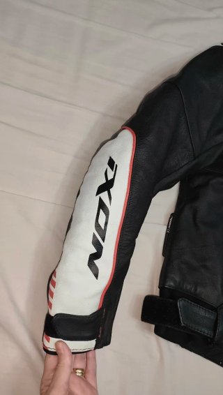 cazadora chaqueta moto hombre piel ixon M 40
