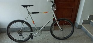 Bicicleta Peugeot totalmente restaurada