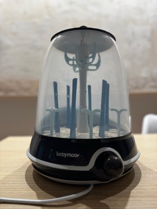 Esterilizador de biberones eléctrico Babymoov