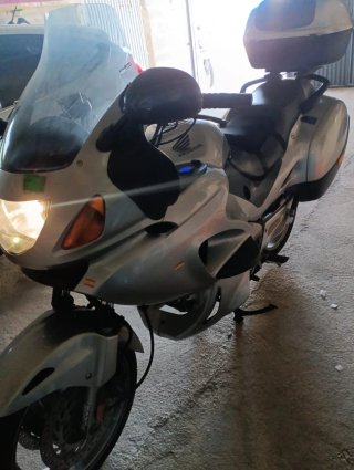Moto Honda Deauville 650cc