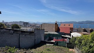 Casa adosada en venta en Lavadores en Vigo