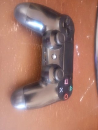 Consola PS4 Slim Negra sin mando