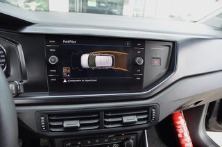 Volkswagen Polo+Navegacion+Clima Bizona+Carplay
