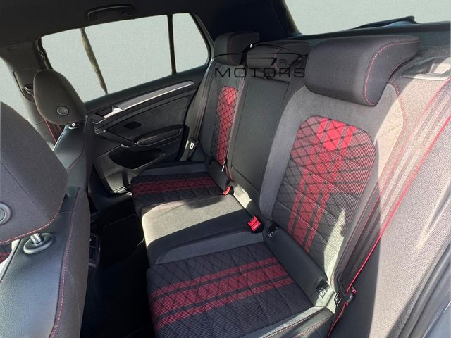 Volkswagen Golf GTI TCR 2.0 TSI 213kW(290CV) DSG