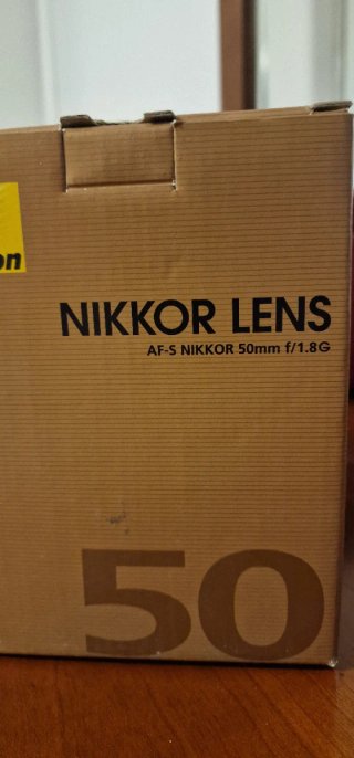 Objetivo Nikon NIKKOR 50mm f/1.8G + Accesorios