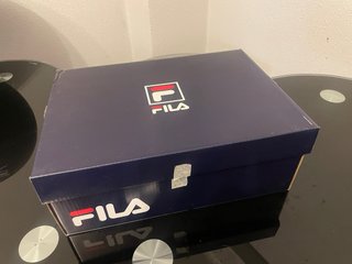 Zapatillas Fila Negras