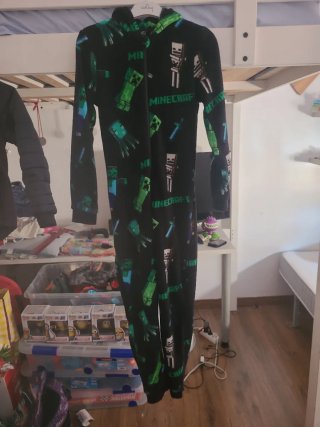Pijama Minecraft Negro y Verde