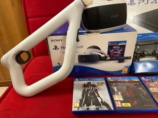 PlayStation 4 + 2 Joypad + Giochi VR