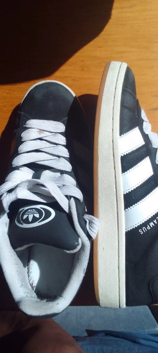 Adidas Campus Negras y Blancas