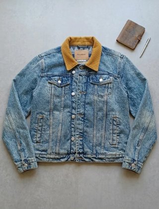 Chaqueta Vaquera Pull&Bear con Cuello de Pana