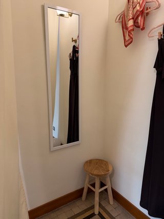 Taburete de madera rústico