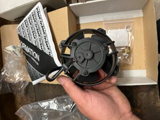 Ventilador SPAL VA32-A101-62A 12V