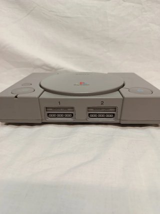 Sony PlayStation 1 Console + 2 Controller