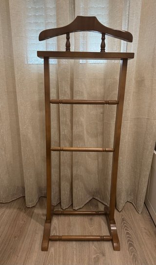 Perchero de madera
