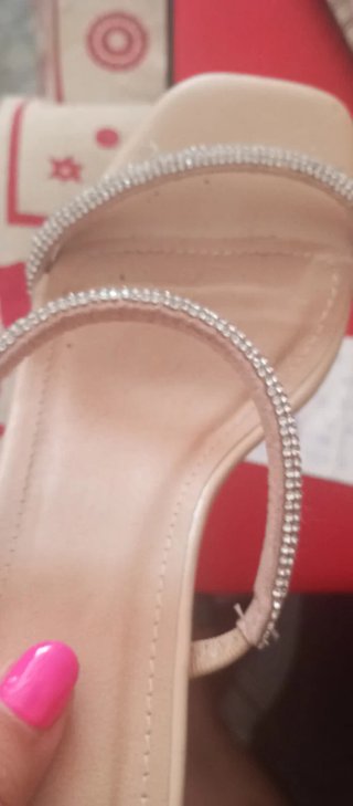 Zapatos de fiesta con brillantes