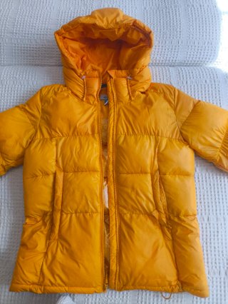 Anorak Columbia talla  M color amarillo fuerte