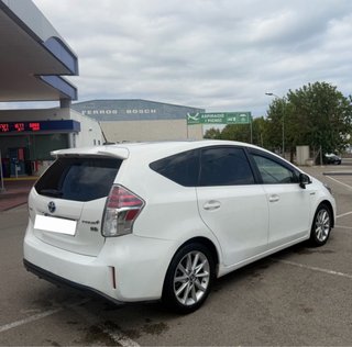 Toyota Prius+  2016