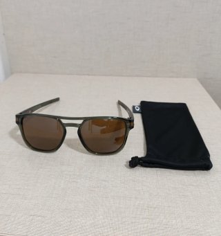 Gafas de sol Oakley Latch Beta